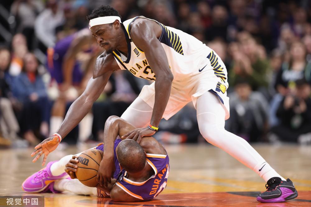 赛车底部的 赛车底部的